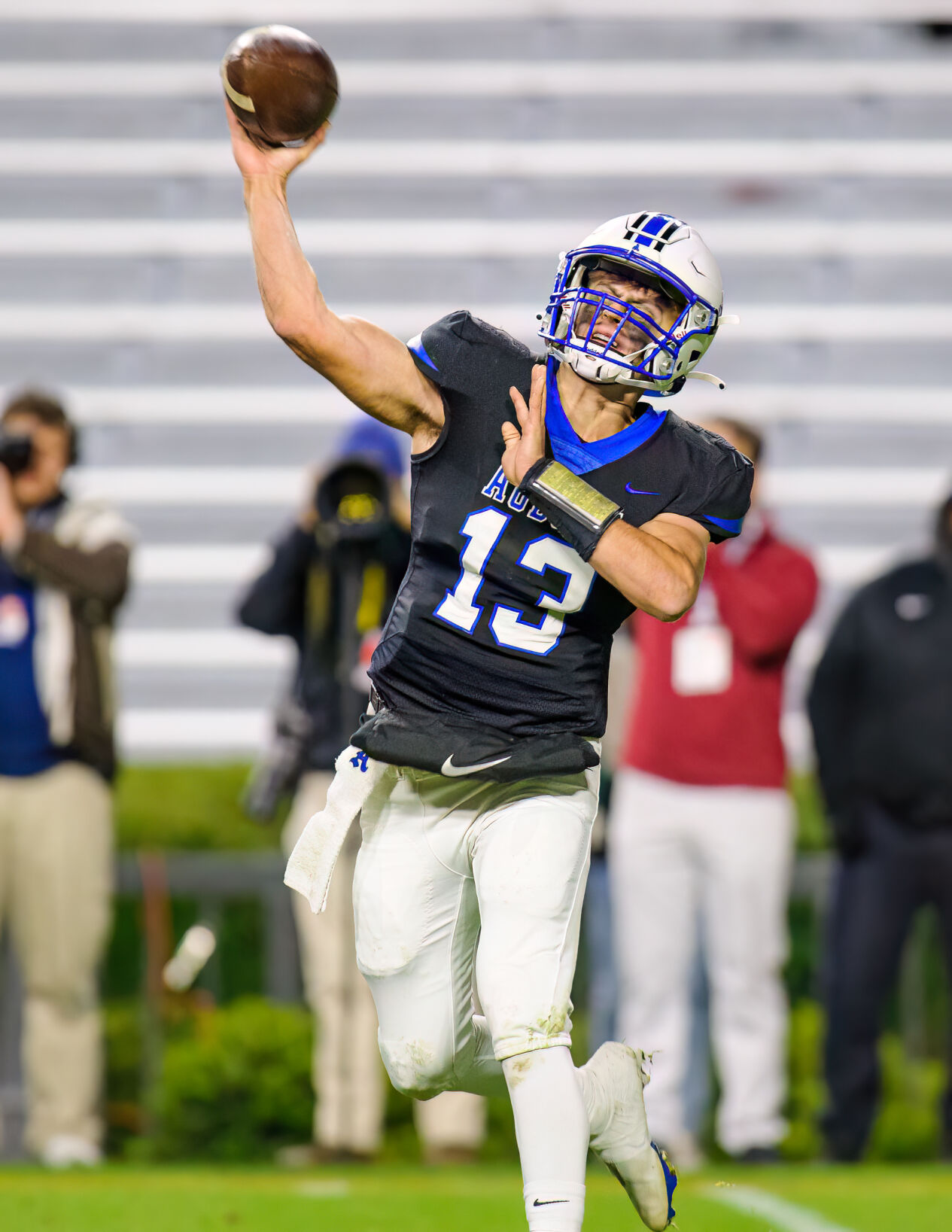 Auburn High vs Thompson, 7A State Championship
